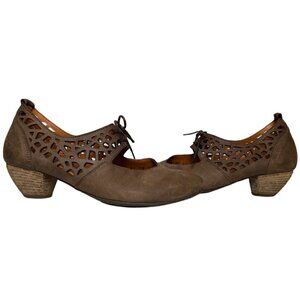 Think! Brown Suede Lace-Up Low Wood Heel Shoes